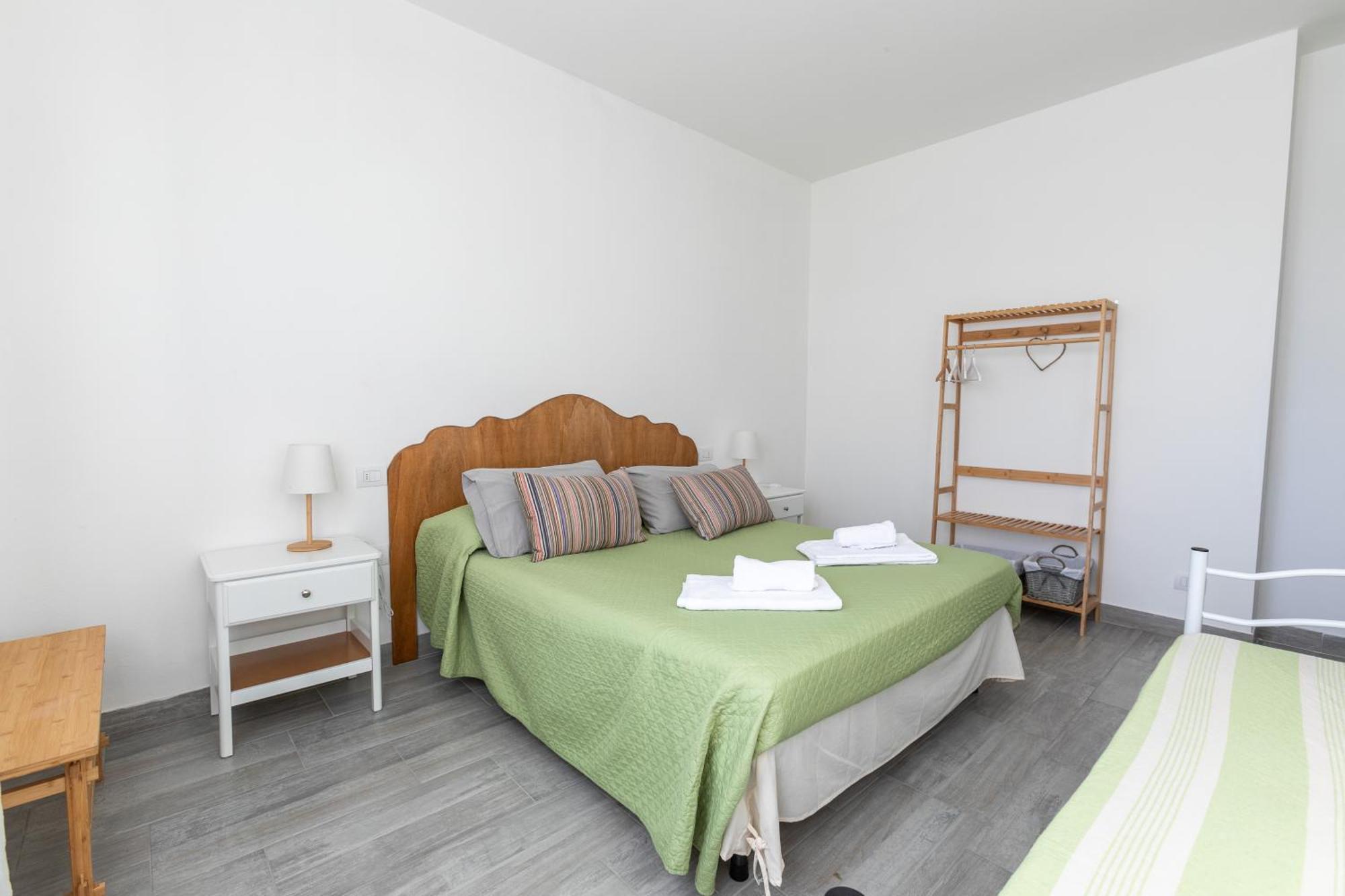 Bed Gold Apartment Castelnuovo del Garda Luaran gambar